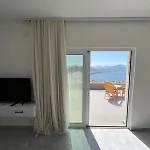 Beauty ! Uphill Location Apartment Sarande