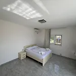 Beauty ! Uphill Location Apartment