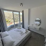 Beauty ! Uphill Location *