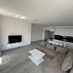 Apartment Beauty ! Uphill Location Sarande