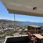 Beauty ! Uphill Location Apartment *