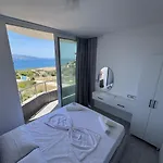 Apartment Beauty ! Uphill Location Sarande