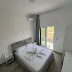 Apartment Beauty ! Uphill Location *
