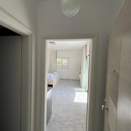 Beauty ! Uphill Location