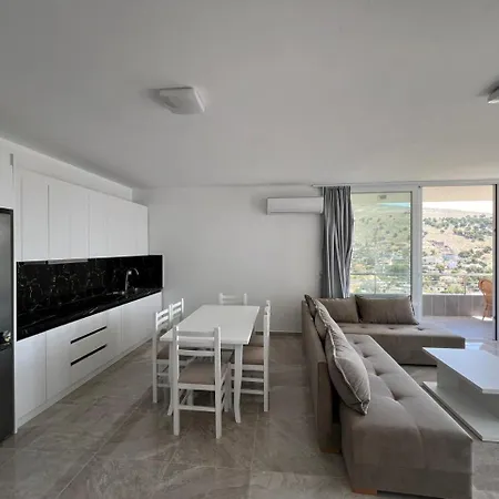 Beauty ! Uphill Location *