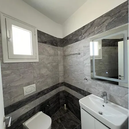 Beauty ! Uphill Location * Саранда
