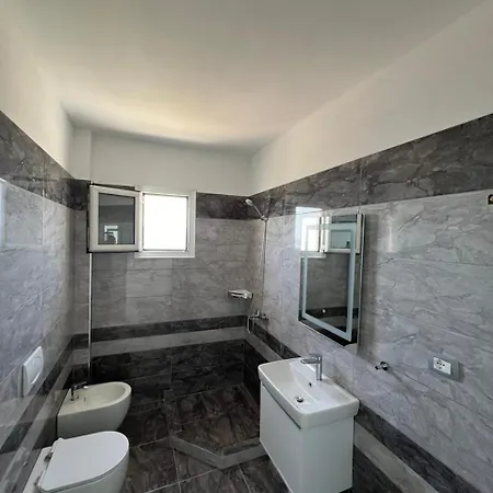 Beauty ! Uphill Location Saranda