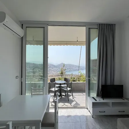 Apartment Beauty ! Uphill Location *