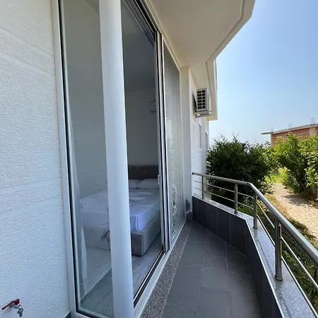 Apartment Beauty ! Uphill Location