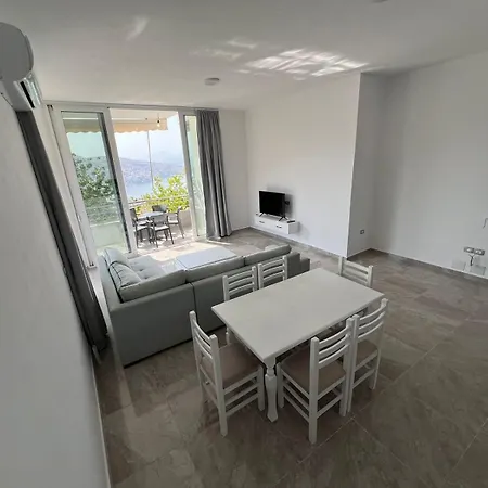 Apartment Beauty ! Uphill Location *