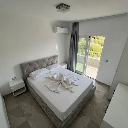 Beauty ! Uphill Location Саранда