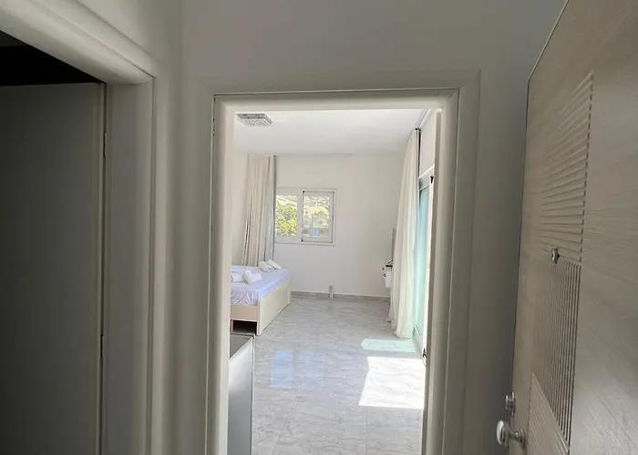 Beauty ! Uphill Location