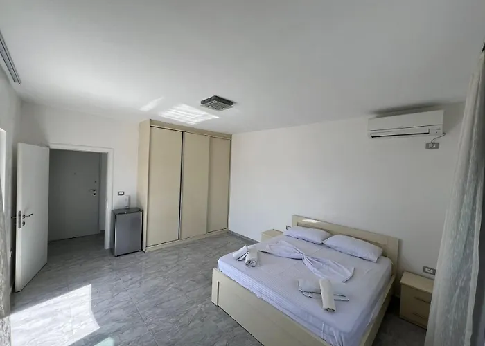 Beauty ! Uphill Location Saranda