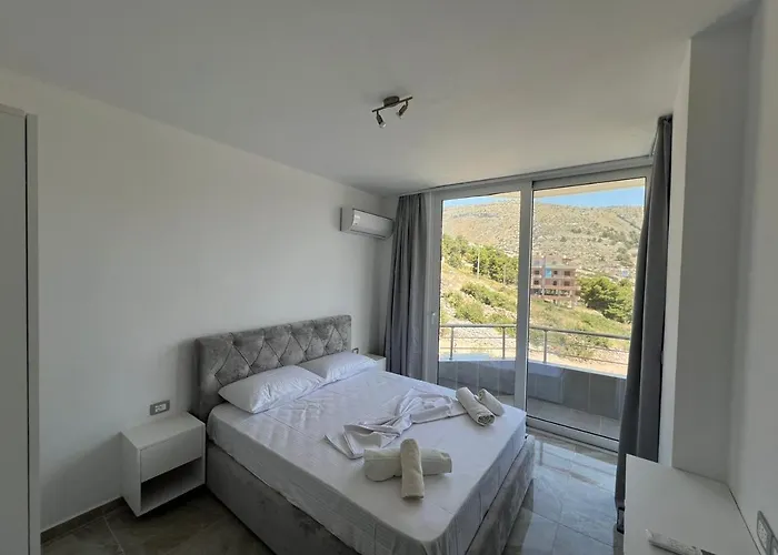 Beauty ! Uphill Location *