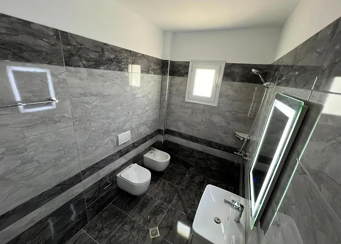 Appartement Beauty ! Uphill Location Saranda