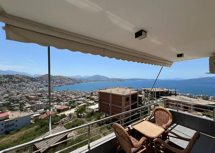 Beauty ! Uphill Location Appartement Saranda