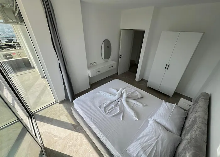 Beauty ! Uphill Location *