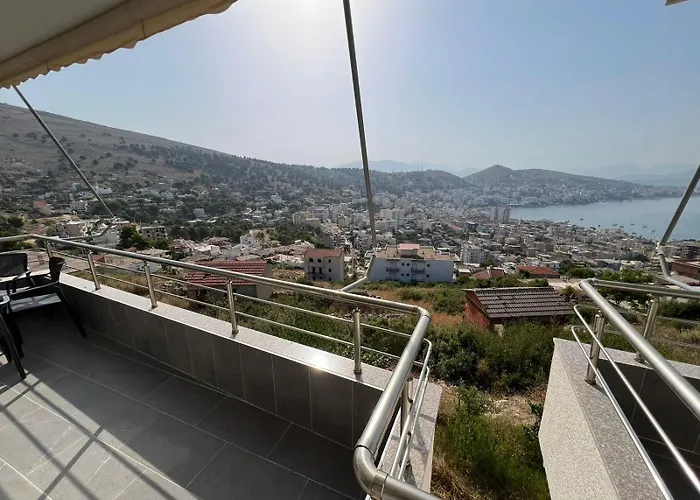 Beauty ! Uphill Location Apartment